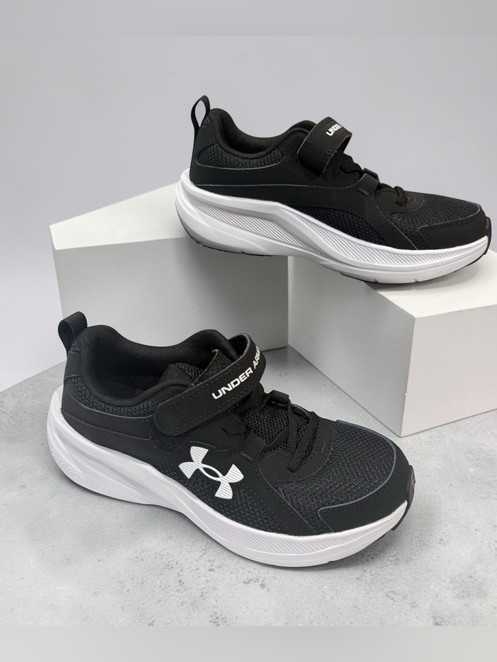 New Under Armour Boys' Black UA BPS Assert 11 AC Sneakers Size 2Y